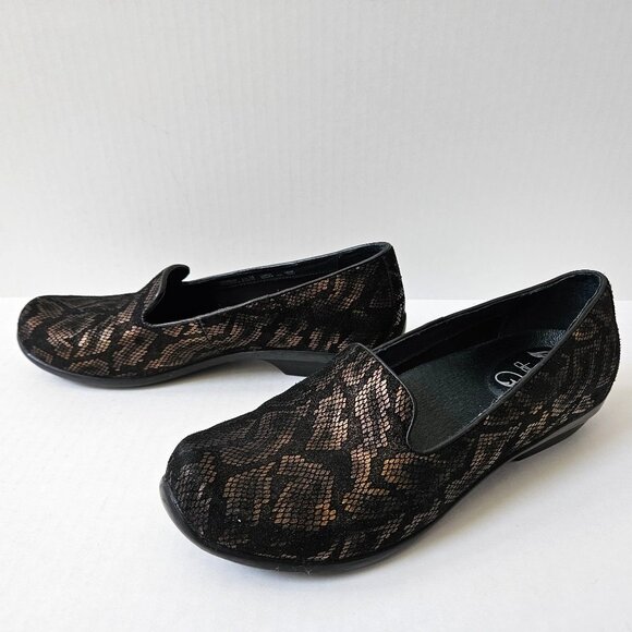 Dansko Shoes Womens 39 / 8.5 9 Olivia Snake Leather Loafers Metallic Bronze - Picture 3 of 13